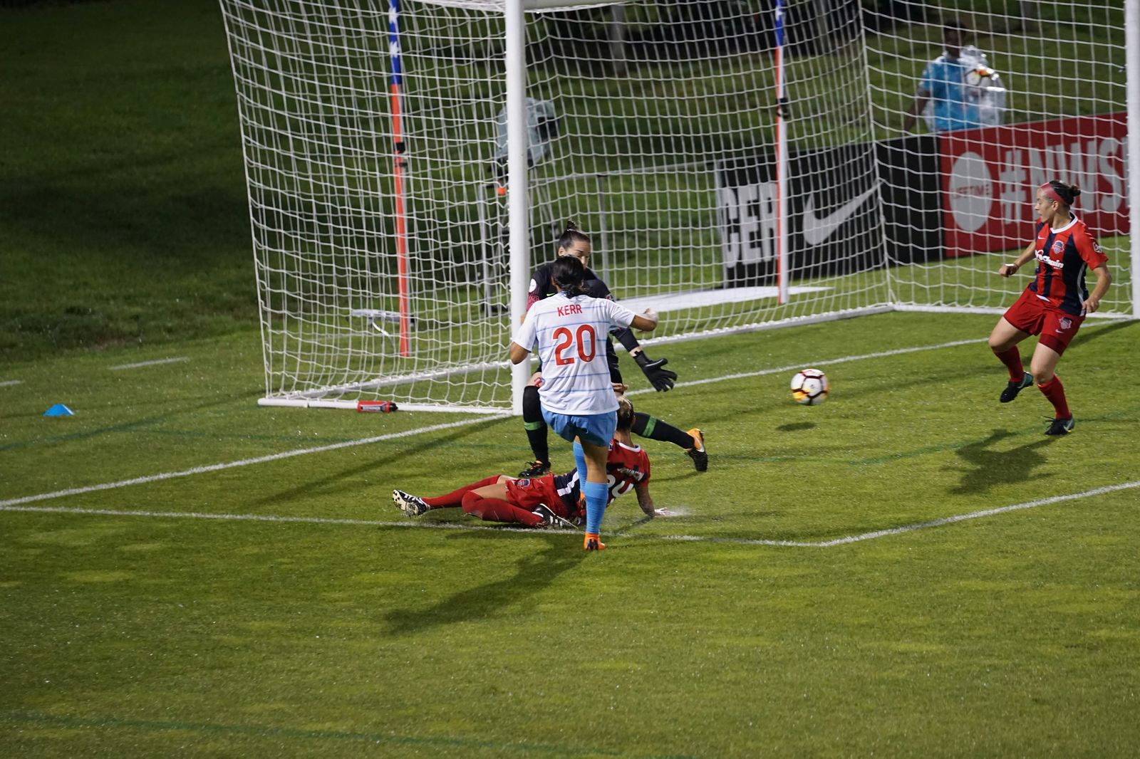 国米0-0闷平科莫，达米安中柱，尼科-帕斯造险